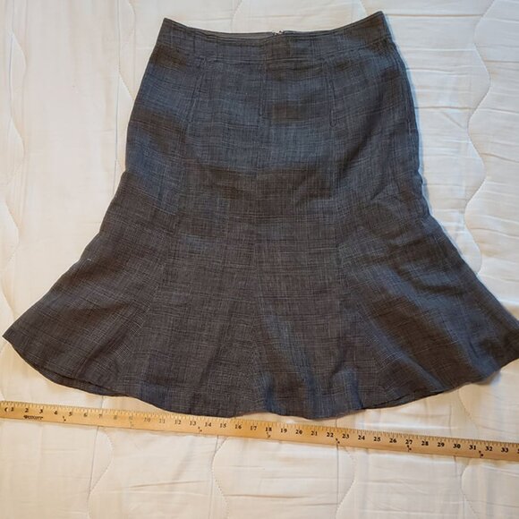 Banana Republic fit and flare skirt size 4 - Picture 1 of 5